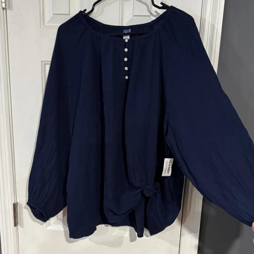 NWT Old Navy Shirred Double-Weave Blouse - Picture 2 of 6